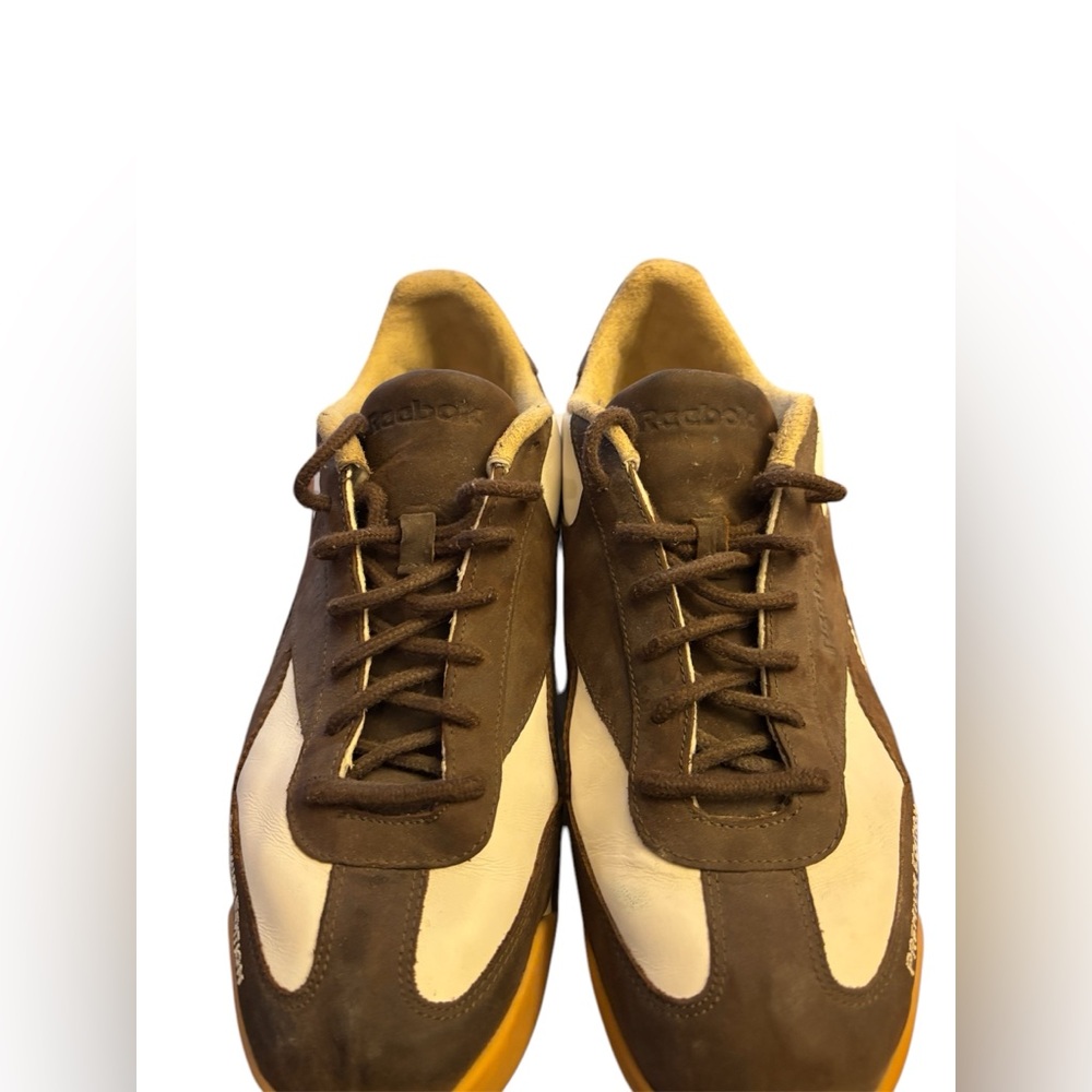 Reebok Vintage Runner Sneakers Men's Size 10 Classic Retro Athletic Shoes